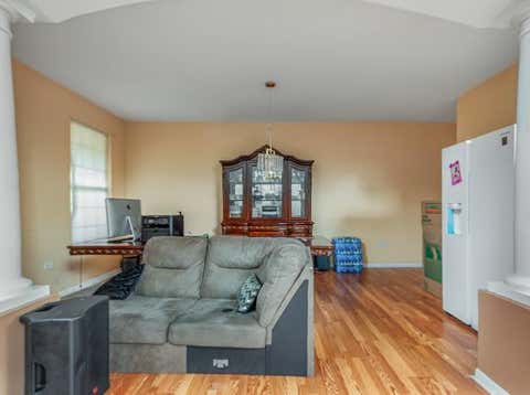 Tiny photo for 829 Lindsey Lane, Bolingbrook, IL 60440 (MLS # 12701007)