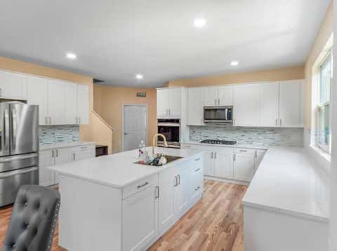 Tiny photo for 829 Lindsey Lane, Bolingbrook, IL 60440 (MLS # 12701007)