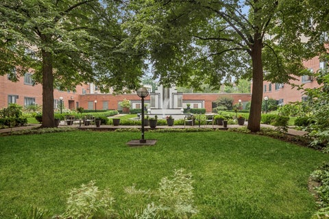 Tiny photo for 5052 N Marine Drive #D3, Chicago, IL 60640 (MLS # 12735410)