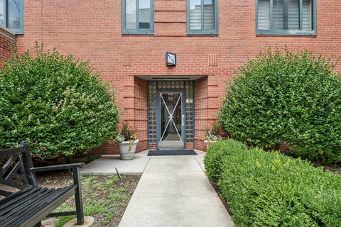 Tiny photo for 5052 N Marine Drive #D3, Chicago, IL 60640 (MLS # 12735410)