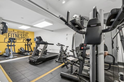 Tiny photo for 5052 N Marine Drive #D3, Chicago, IL 60640 (MLS # 12735410)