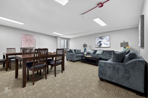 Tiny photo for 1198 Royal Glen Drive #102, Glen Ellyn, IL 60137 (MLS # 12520599)