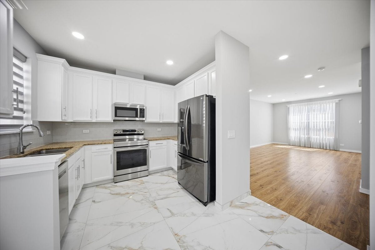 1244 Evergreen Avenue