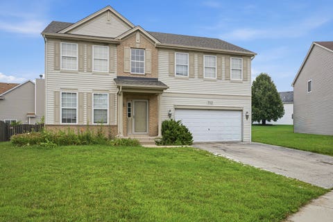 Photo of 702 Silver Leaf Court, Joliet, IL 60431 (MLS # 12726701)