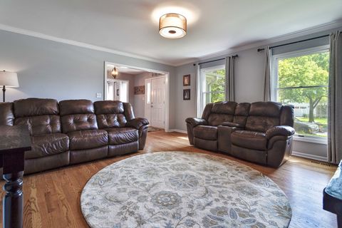 Tiny photo for 1129 Tamarack Lane, Libertyville, IL 60048 (MLS # 12658965)