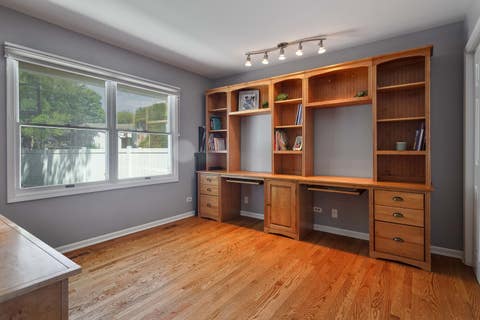 Tiny photo for 1129 Tamarack Lane, Libertyville, IL 60048 (MLS # 12658965)