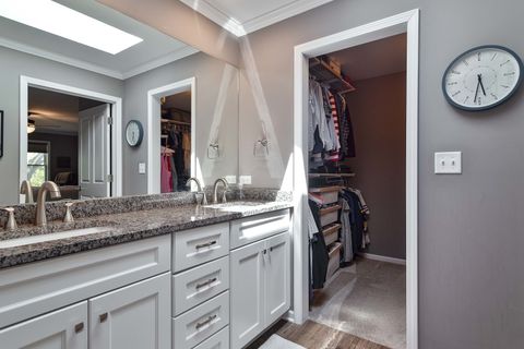 Tiny photo for 1129 Tamarack Lane, Libertyville, IL 60048 (MLS # 12658965)