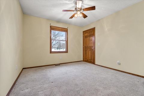 Tiny photo for 582 Fairway Drive, El Paso, IL 61738 (MLS # 12531205)