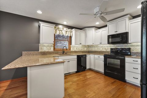 Tiny photo for 582 Fairway Drive, El Paso, IL 61738 (MLS # 12531205)