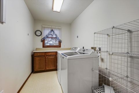 Tiny photo for 582 Fairway Drive, El Paso, IL 61738 (MLS # 12531205)