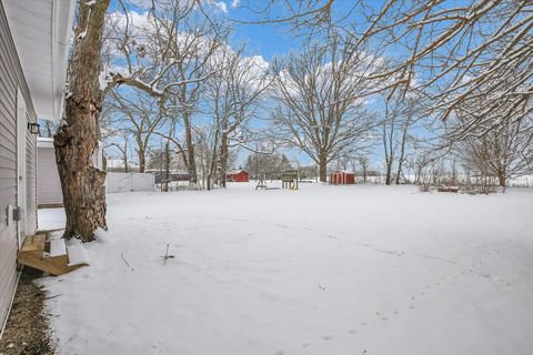 Tiny photo for 514 S Maple Street, Farmer City, IL 61842 (MLS # 12546279)
