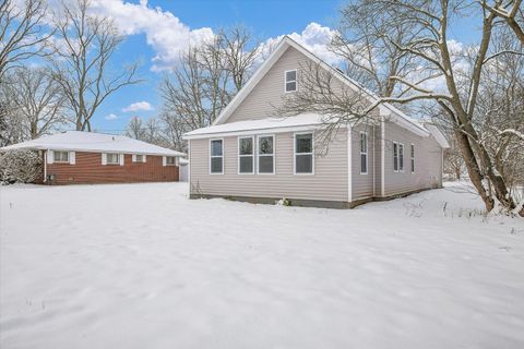 Tiny photo for 514 S Maple Street, Farmer City, IL 61842 (MLS # 12546279)