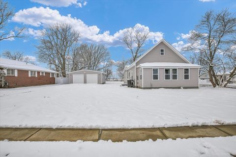 Tiny photo for 514 S Maple Street, Farmer City, IL 61842 (MLS # 12546279)