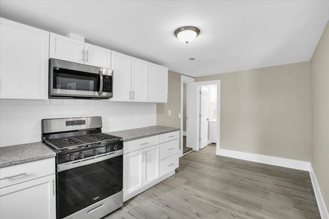 Tiny photo for 514 S Maple Street, Farmer City, IL 61842 (MLS # 12546279)