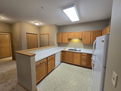Tiny photo for 801 N Mclean Boulevard #122, Elgin, IL 60123 (MLS # 12490756)
