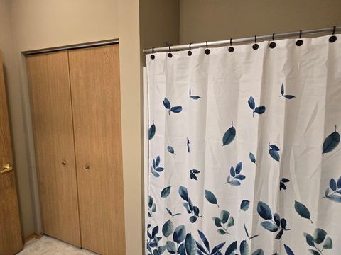 Tiny photo for 801 N Mclean Boulevard #122, Elgin, IL 60123 (MLS # 12490756)