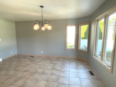 Tiny photo for 1103 Parkview Drive, Rock Falls, IL 61071 (MLS # 12494374)