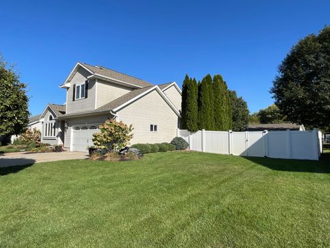 Tiny photo for 1103 Parkview Drive, Rock Falls, IL 61071 (MLS # 12494374)