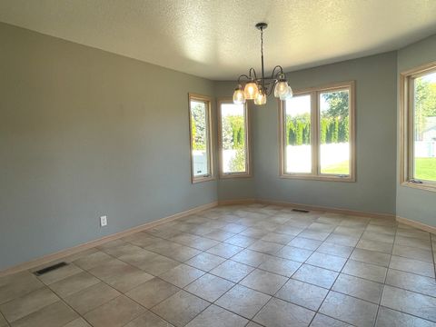 Tiny photo for 1103 Parkview Drive, Rock Falls, IL 61071 (MLS # 12494374)