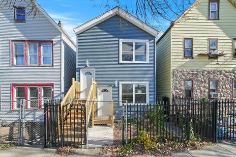 2731 S Whipple Street Chicago IL 60623