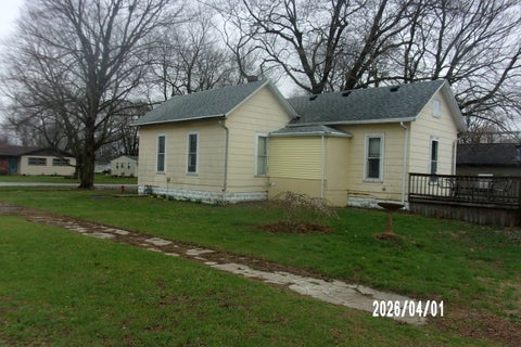 Tiny photo for 309 N Colfax Street, Crescent City, IL 60928 (MLS # 12607593)