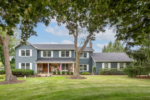 Photo of 6214 N Wyndwood Drive, Crystal Lake, IL 60014 (MLS # 12756562)
