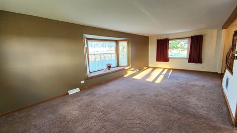 Tiny photo for 6079 Manchester Road, Poplar Grove, IL 61065 (MLS # 12500141)