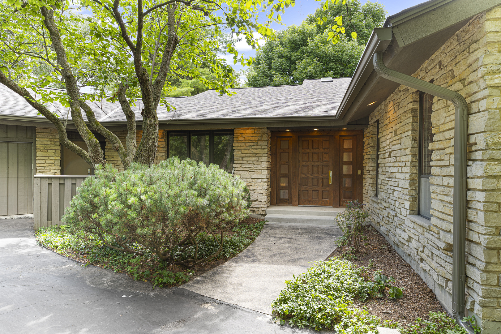 1370 Sunview Lane