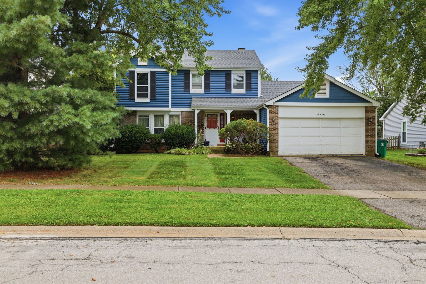 27W105 Walnut Drive
