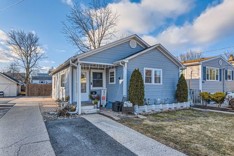 A home in Waukegan