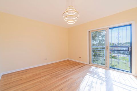 Tiny photo for 2665 W Warren Boulevard #3, Chicago, IL 60612 (MLS # 12682811)
