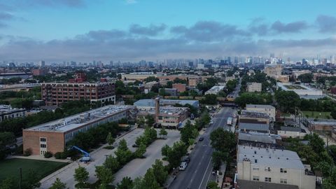 Tiny photo for 2665 W Warren Boulevard #3, Chicago, IL 60612 (MLS # 12682811)
