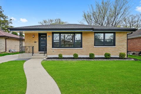 953 S Parkside Avenue Elmhurst IL 60126