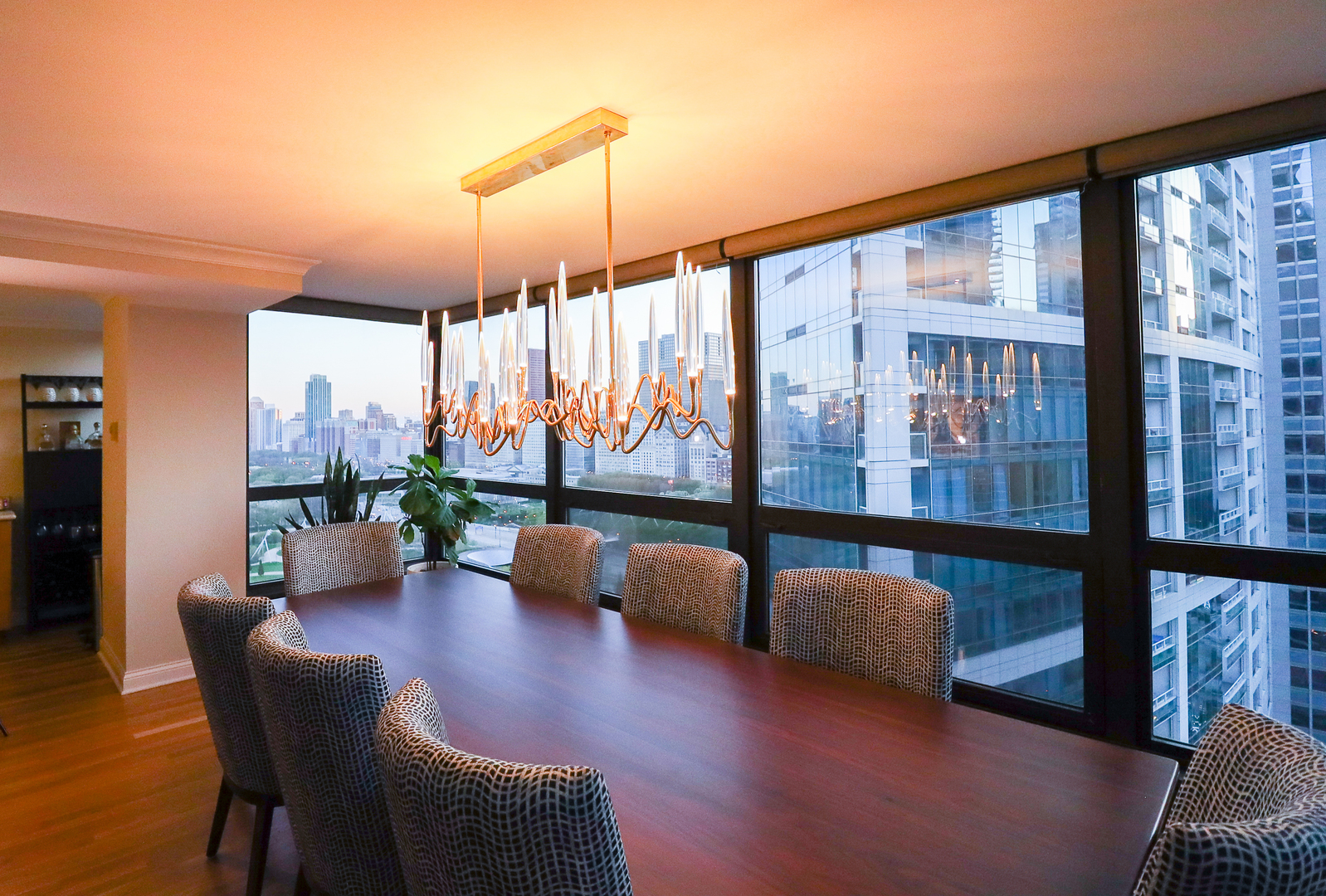 360 E Randolph Street 2205