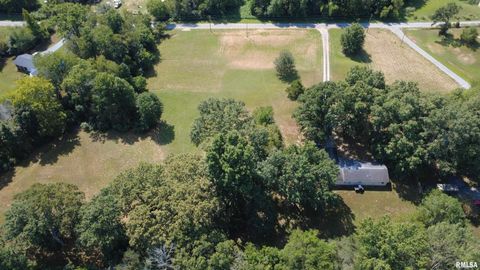 Tiny photo for 16042 Ralls Grove Road, Creal Springs, IL 62922 (MLS # QC4267356)