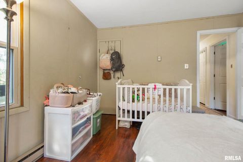 Tiny photo for 16042 Ralls Grove Road, Creal Springs, IL 62922 (MLS # QC4267356)