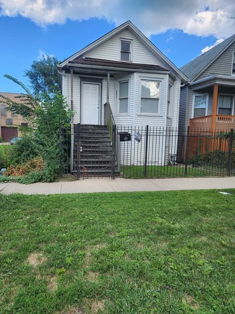 Photo of 8825 S Exchange Avenue, Chicago, IL 60617 (MLS # 12454804)