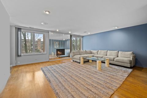 Tiny photo for 1125 Lake Cook Road #405, Northbrook, IL 60062 (MLS # 12524296)