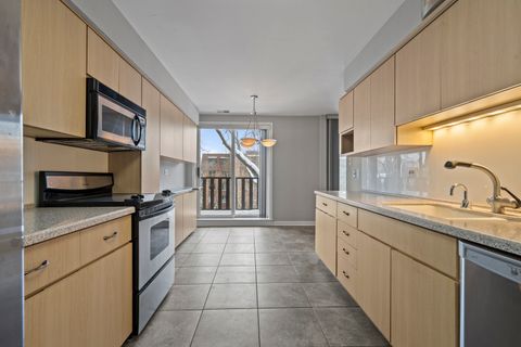 Tiny photo for 1125 Lake Cook Road #405, Northbrook, IL 60062 (MLS # 12524296)