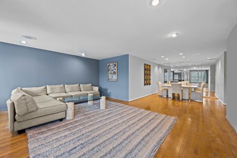 Tiny photo for 1125 Lake Cook Road #405, Northbrook, IL 60062 (MLS # 12524296)