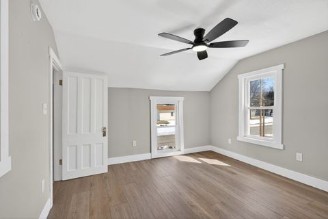 Tiny photo for 2929 N. 3rd Street, Clinton, IA 52732 (MLS # 12598277)