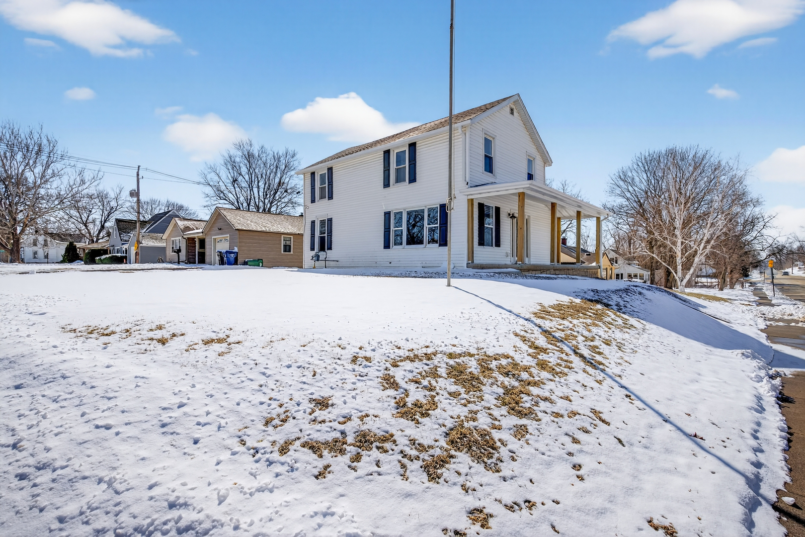 2929 N. 3rd Street