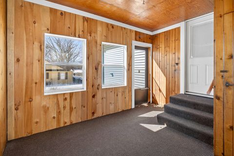 Tiny photo for 2929 N. 3rd Street, Clinton, IA 52732 (MLS # 12598277)