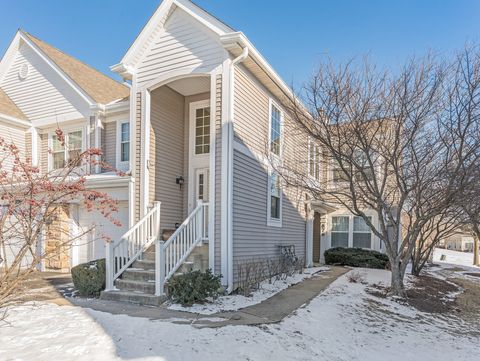 876 Brompton Court 876 Carol Stream IL 60188