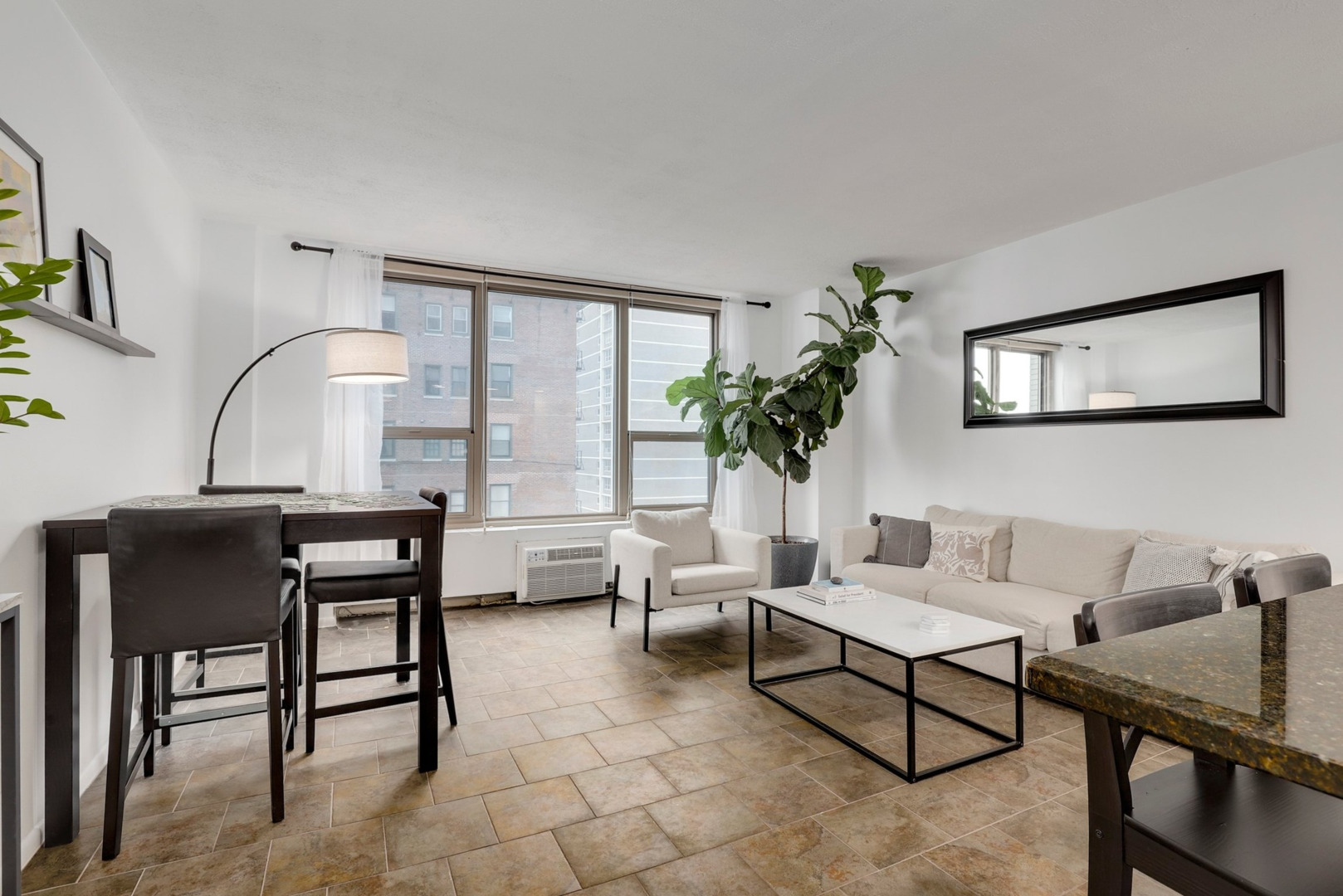 1550 N Lake Shore Drive 9F