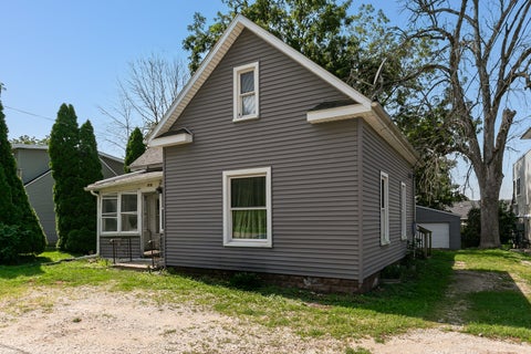 Photo of 709 N High Street, Port Byron, IL 61275 (MLS # 12749477)