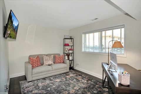 Tiny photo for 14 Timberline Court, Lemont, IL 60439 (MLS # 12792420)