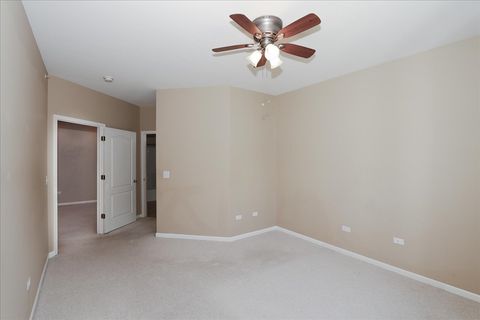 Tiny photo for 1299 W Lake Street #306, Addison, IL 60101 (MLS # 12624925)
