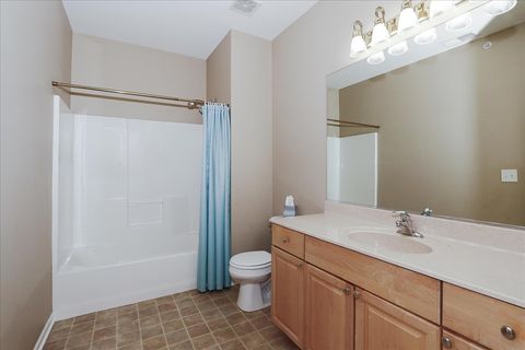 Tiny photo for 1299 W Lake Street #306, Addison, IL 60101 (MLS # 12624925)