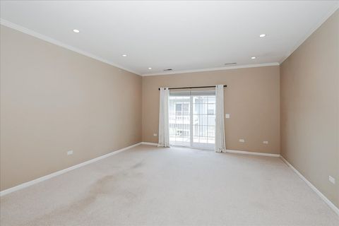 Tiny photo for 1299 W Lake Street #306, Addison, IL 60101 (MLS # 12624925)